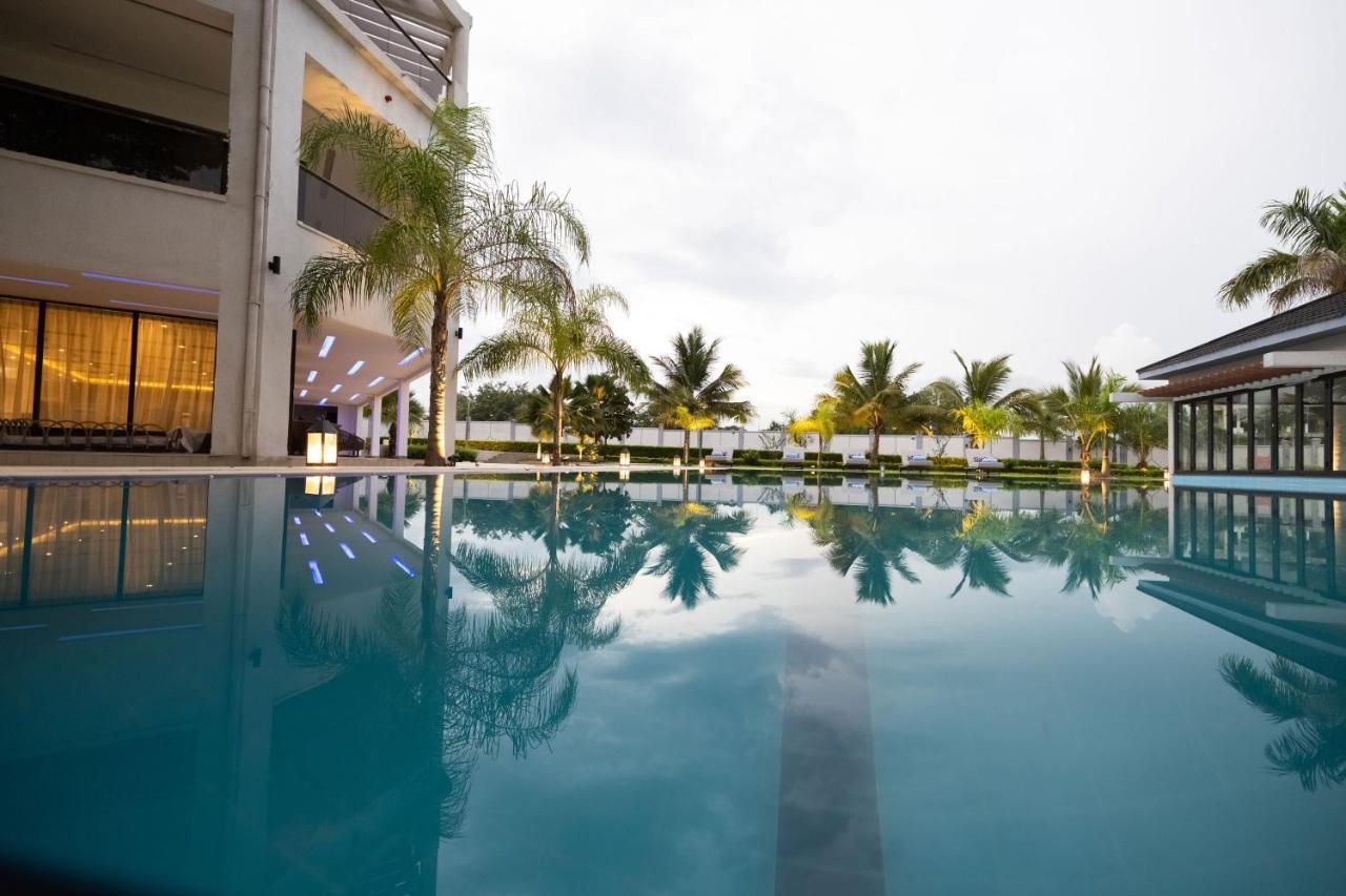 Imperial Plaza Hotel & Resort Giuba Esterno foto
