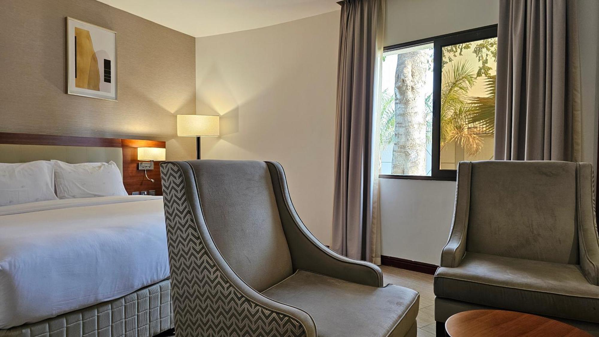 Imperial Plaza Hotel & Resort Giuba Esterno foto